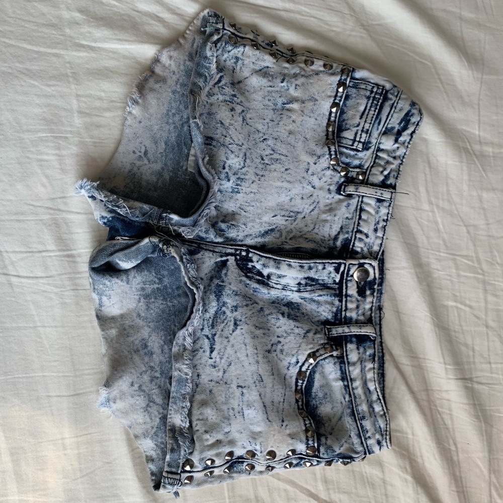Women’s Denim shorts size 27